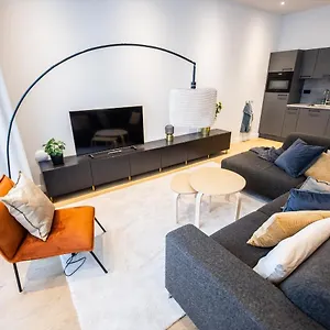 spacious-2-bedroom-serviced-apartment-77m2-vp2b.zandvoort-hotels.com/